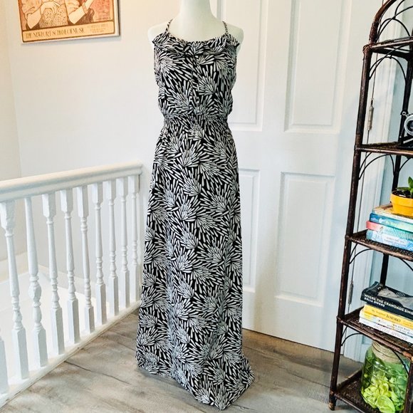 Banana Republic Sleeveless Floral Maxi Dress (size 2) - Picture 3 of 14